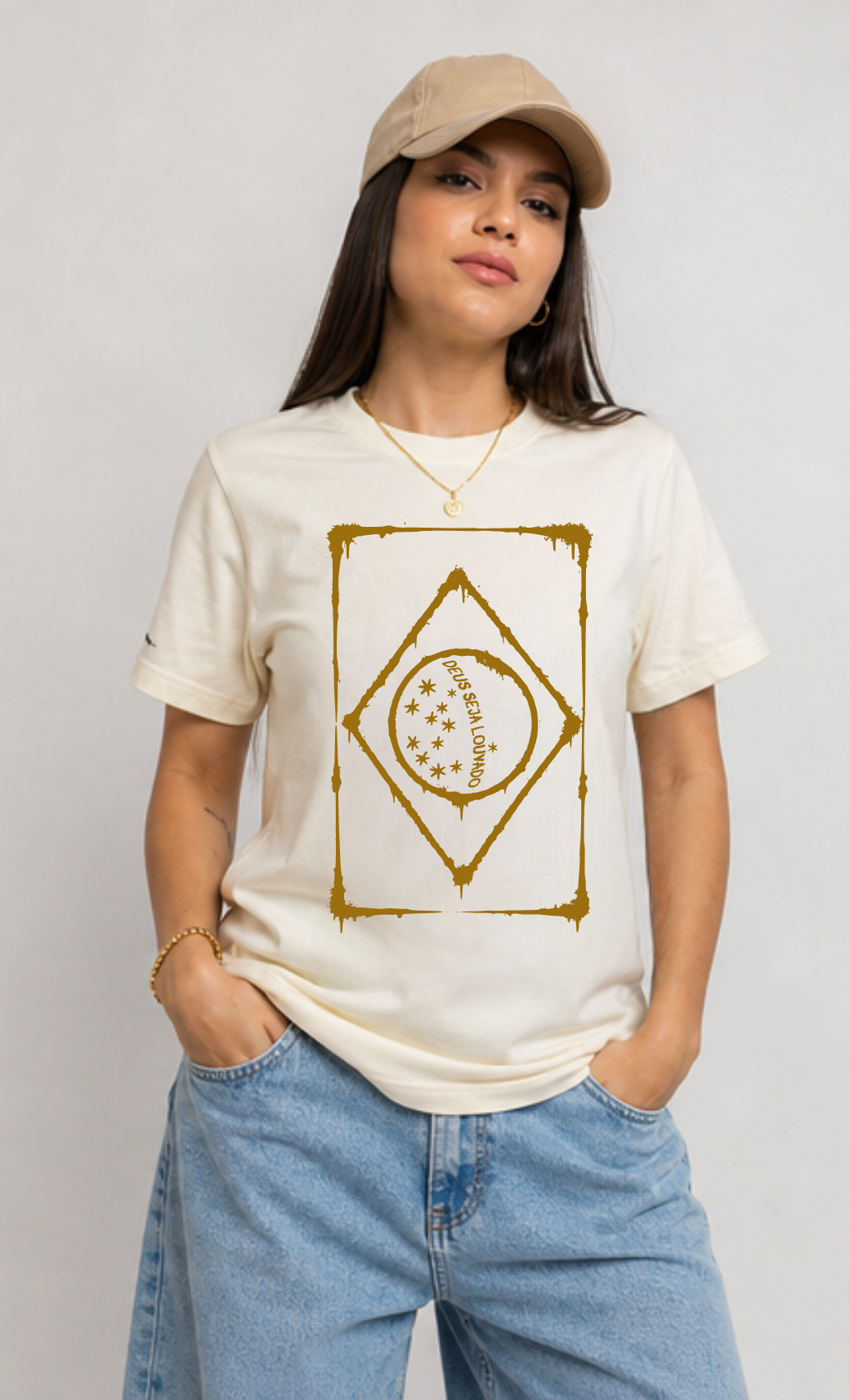 Camiseta Feminina Patmos Co. Bandeira do Brasil- Deus Seja Louvado
