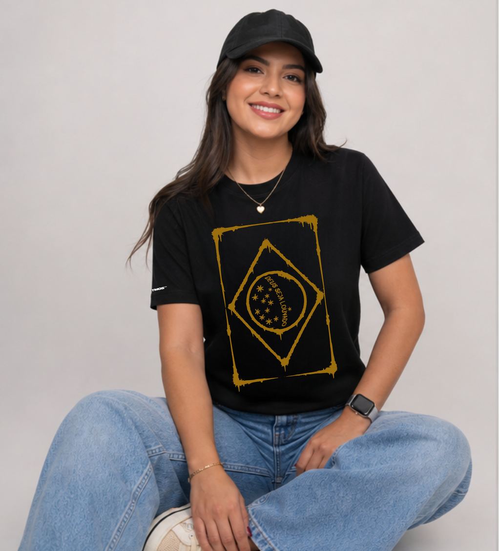 Camiseta Feminina Patmos Co. Bandeira do Brasil- Deus Seja Louvado